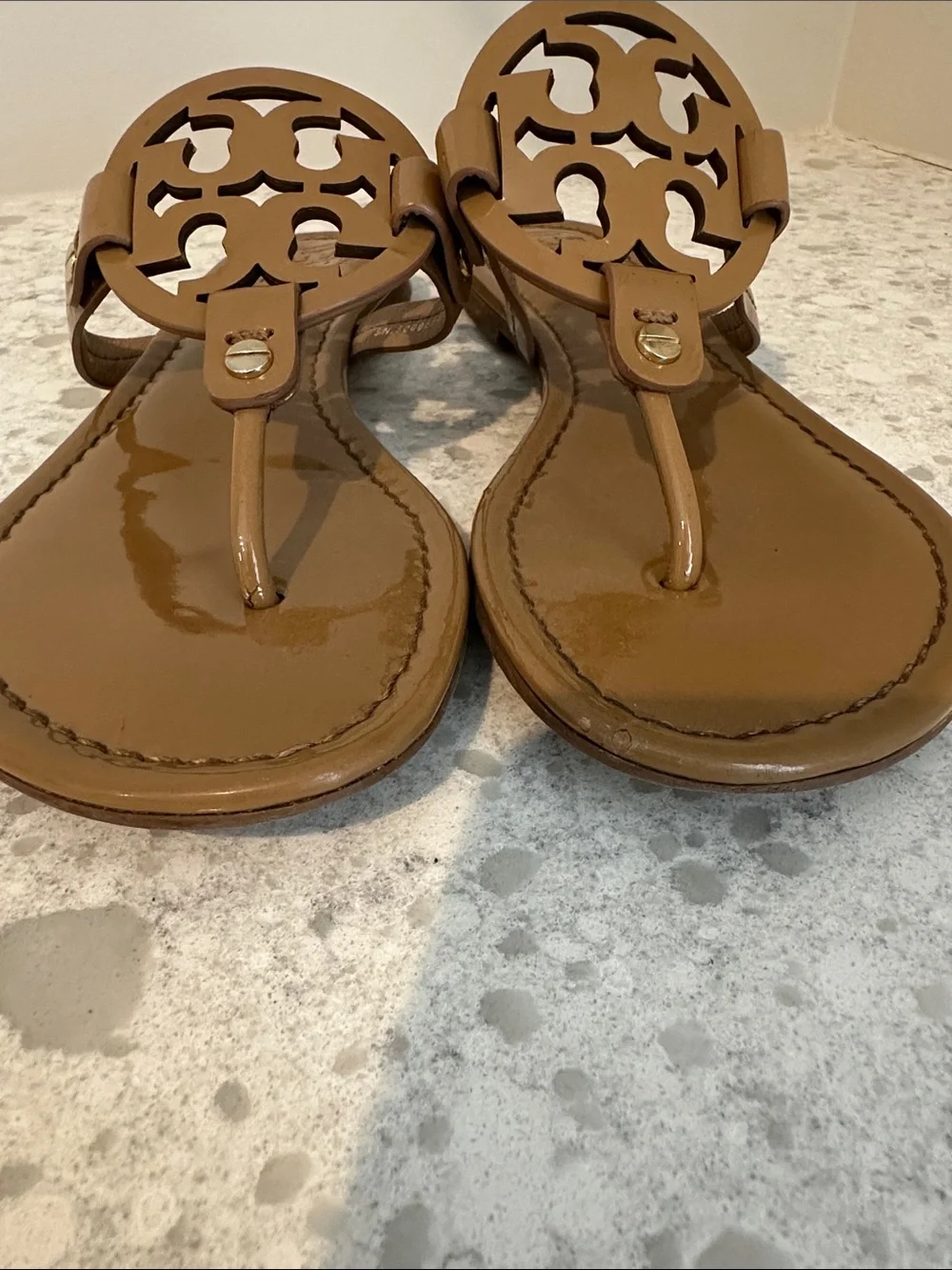 Tory Burch Sand Patent Leather Miller Sandals Size 7 1/2